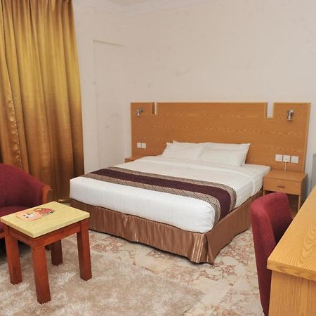 Al Reef Hotel Mascate Extérieur photo