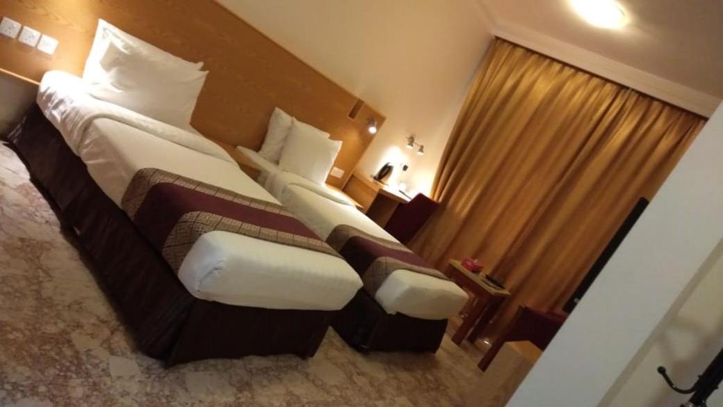 Al Reef Hotel Mascate Extérieur photo