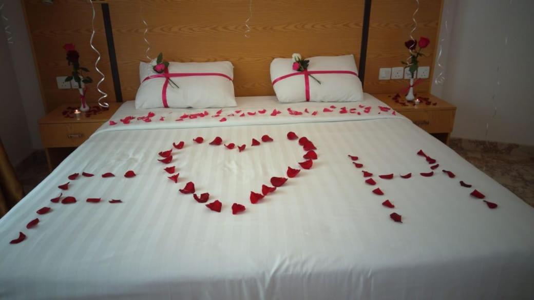 Al Reef Hotel Mascate Extérieur photo