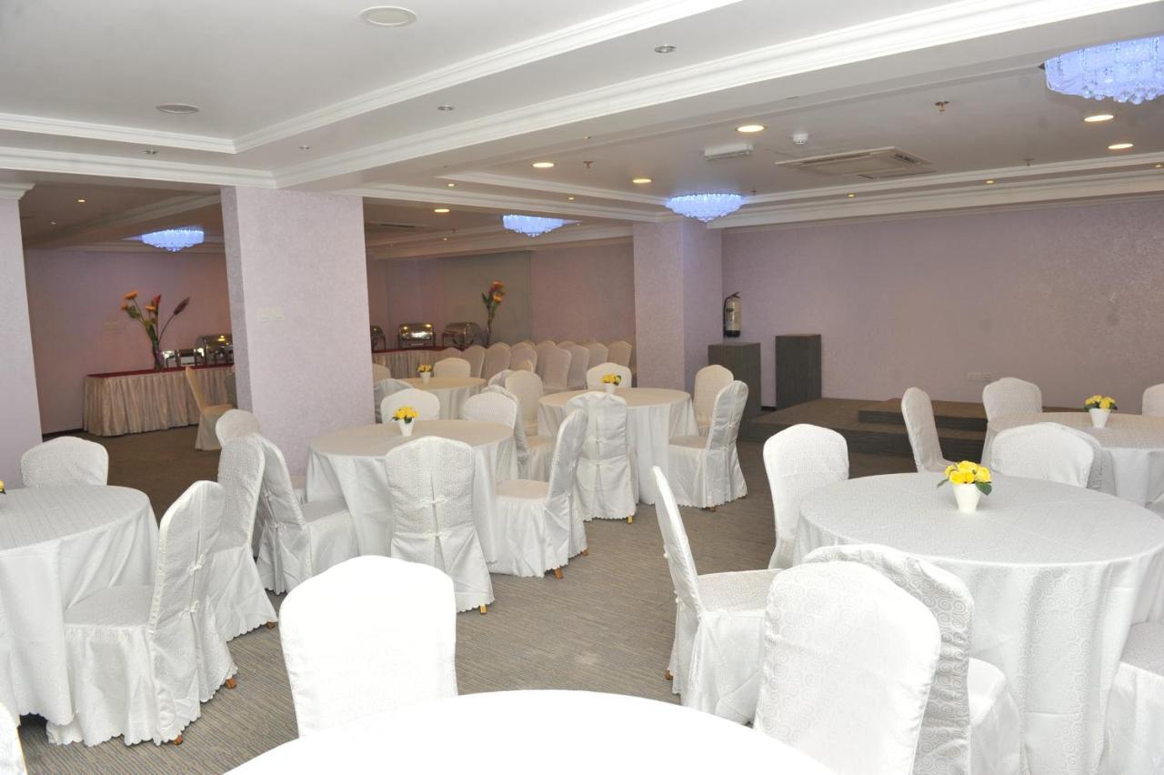 Al Reef Hotel Mascate Extérieur photo