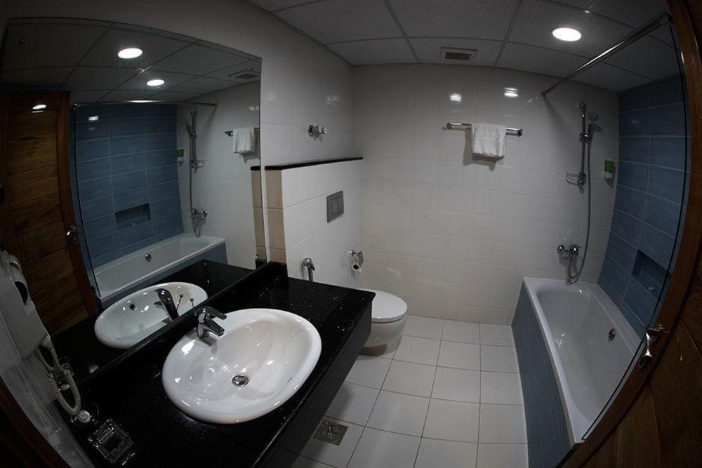 Al Reef Hotel Mascate Extérieur photo