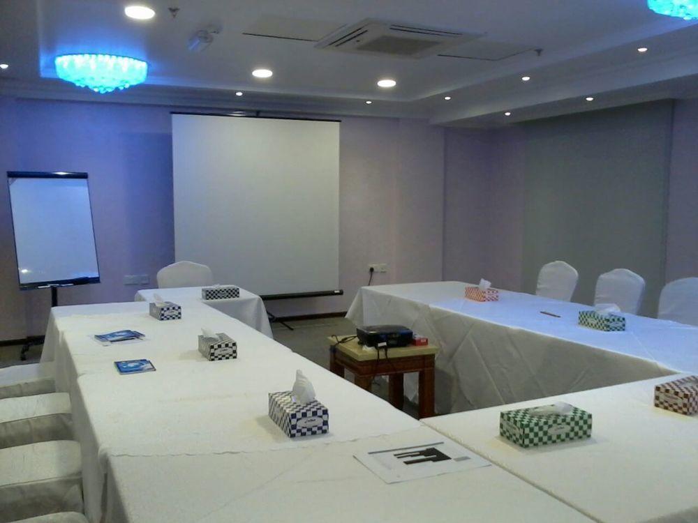 Al Reef Hotel Mascate Extérieur photo