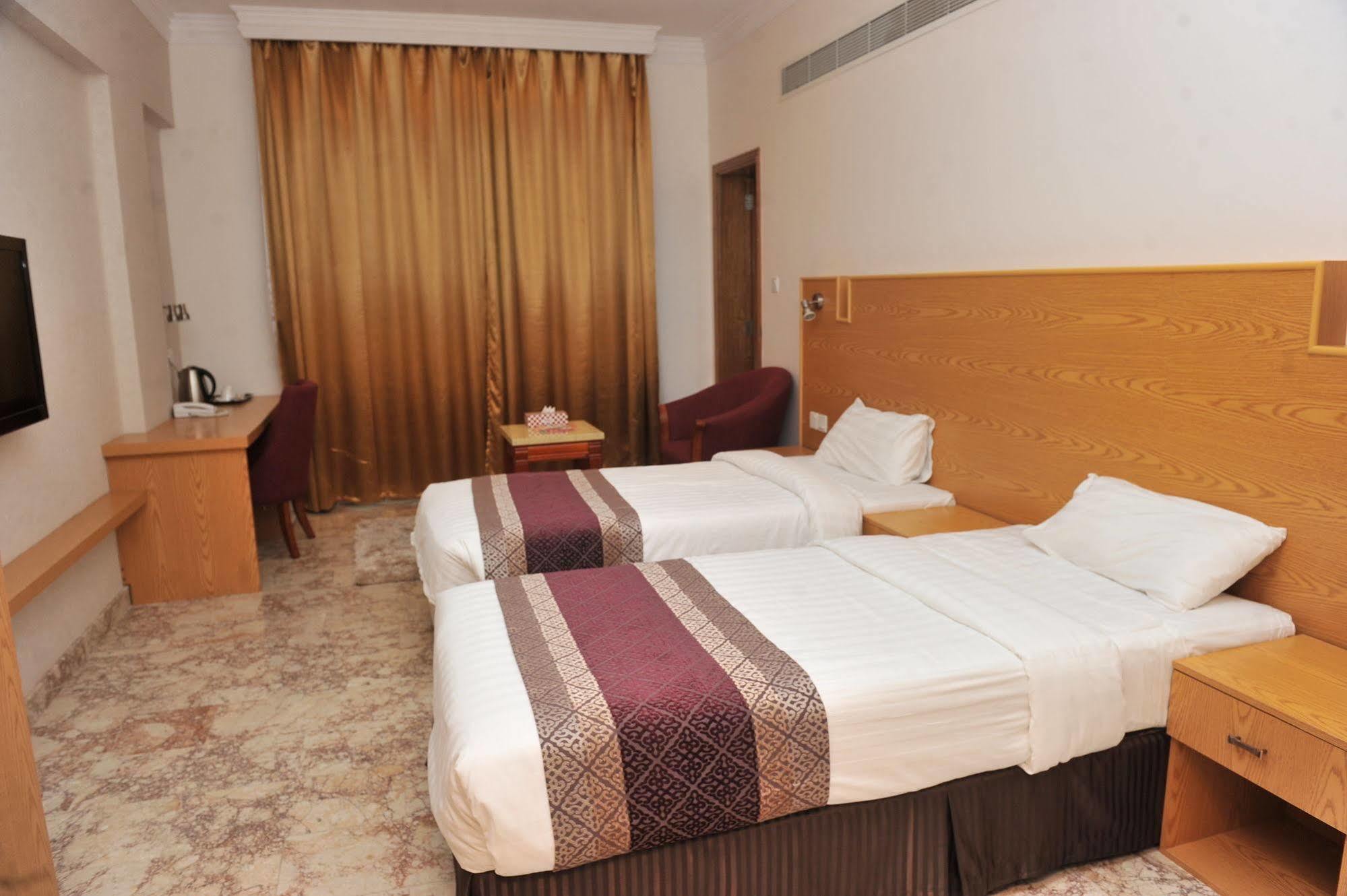 Al Reef Hotel Mascate Extérieur photo