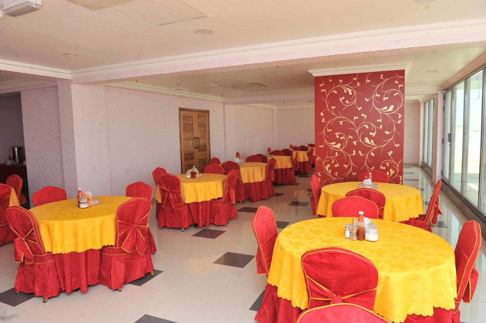 Al Reef Hotel Mascate Extérieur photo